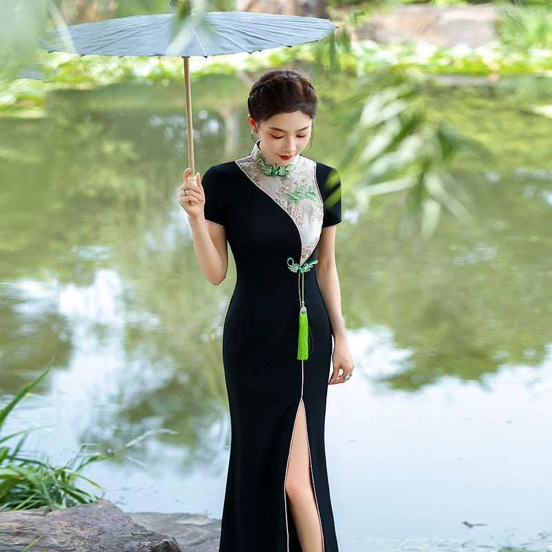 Modern Chinese qipao, embroidered Cheongsam, mermaid tail dress, mandarin collar, front slit Modern Chinese qipao, embroidered Cheongsam, mermaid tail dress, mandarin collar, front slit