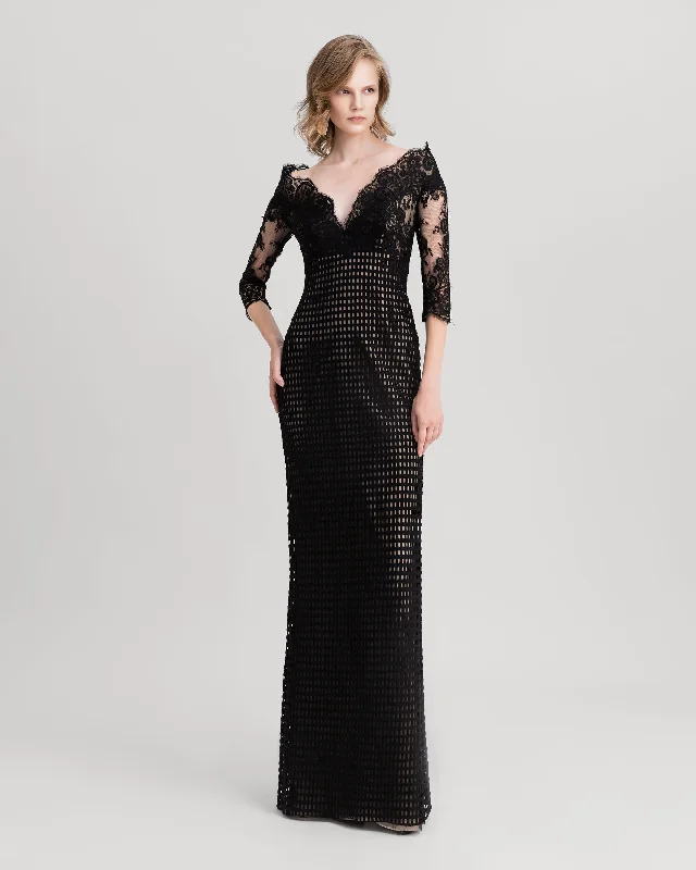 Off-The-shoulders V-Neckline Dress