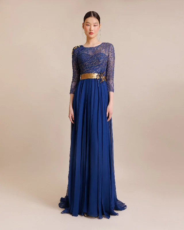 Long Dress With An Embellished Belt