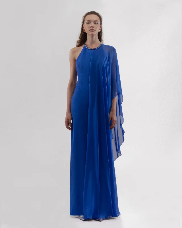 Slim Cut Dress With Flowy Fabric