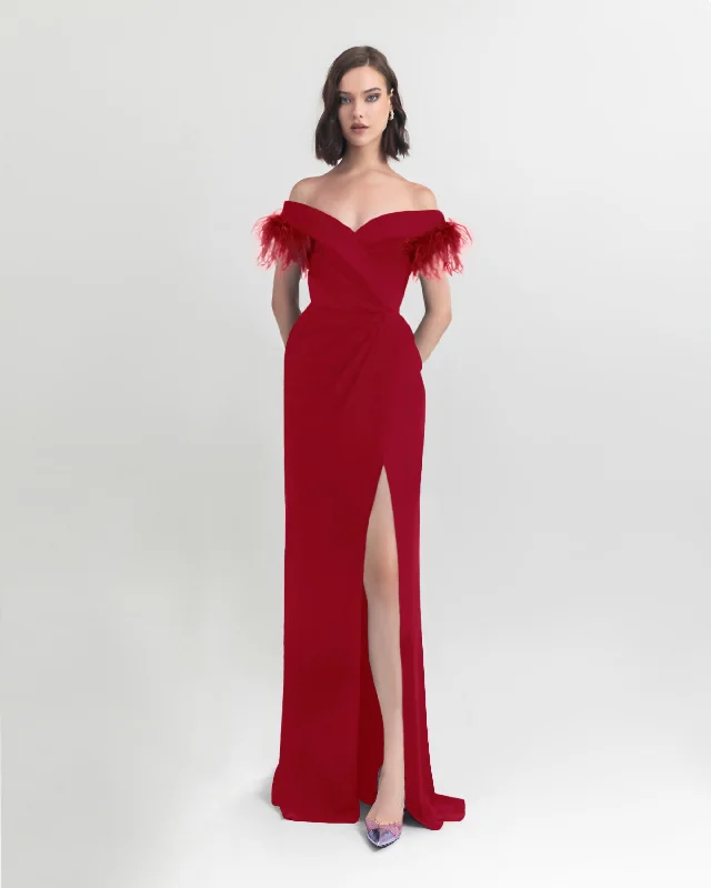 Slim Cut Red Dress With Feathers