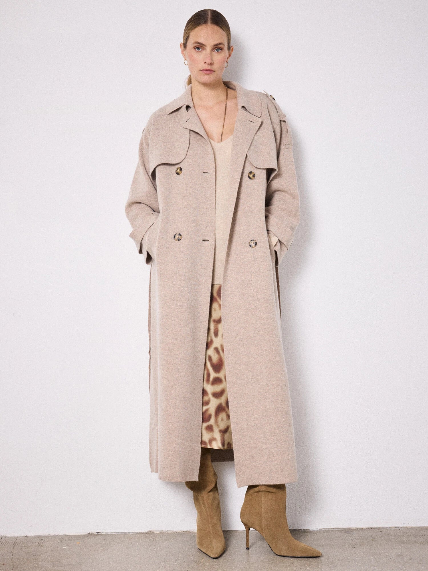 Talia Wool and Cashmere Trench Coat Fashionable Short Trench Jacket